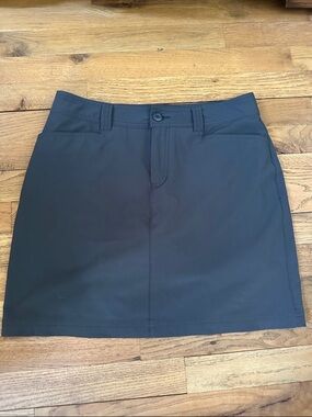 Eddie Bauer Adventurer 2.0 Skirt with shorts Skort Size 4